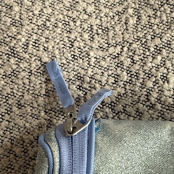 PB  Glitter Ombre Cosmetic Bag - Blue and Purple Gianna engraving - Picture 3 of 8